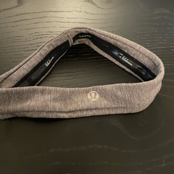 ✨Lululemon Headband Heather Grey - Picture 4 of 4